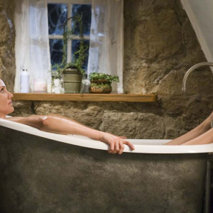 images-theholiday (5)